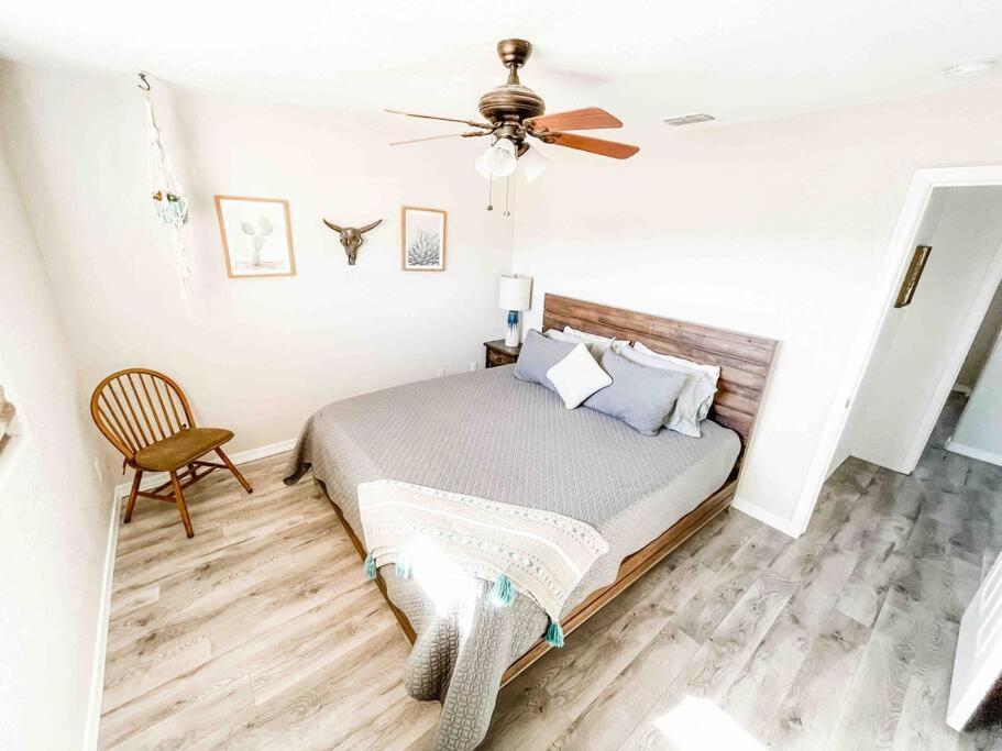Private View On The Lake Side Of 95! Sleeps 16 Lake Havasu City Esterno foto