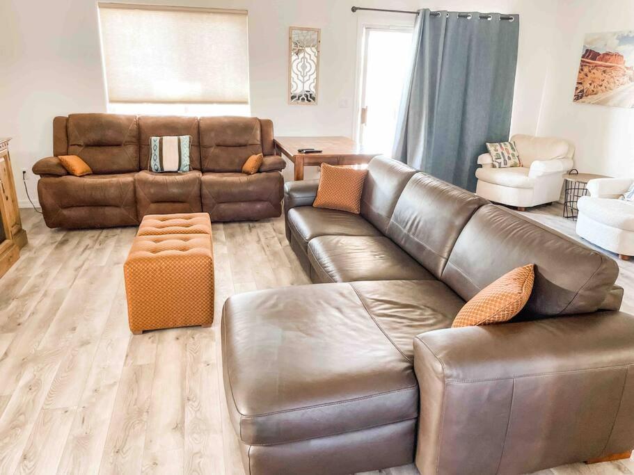 Private View On The Lake Side Of 95! Sleeps 16 Lake Havasu City Esterno foto