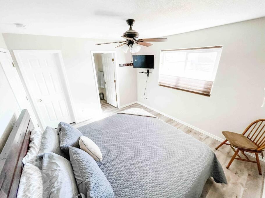Private View On The Lake Side Of 95! Sleeps 16 Lake Havasu City Esterno foto